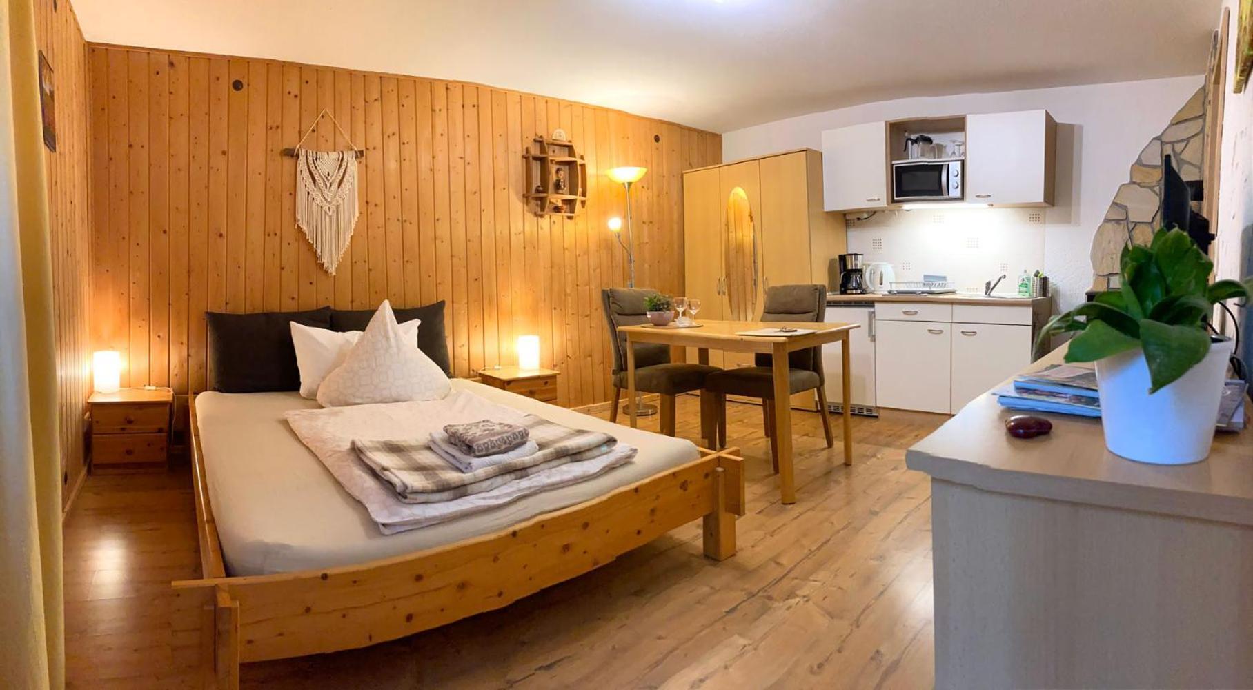 Ferienzimmer Koenig Breitenbrunn  Εξωτερικό φωτογραφία